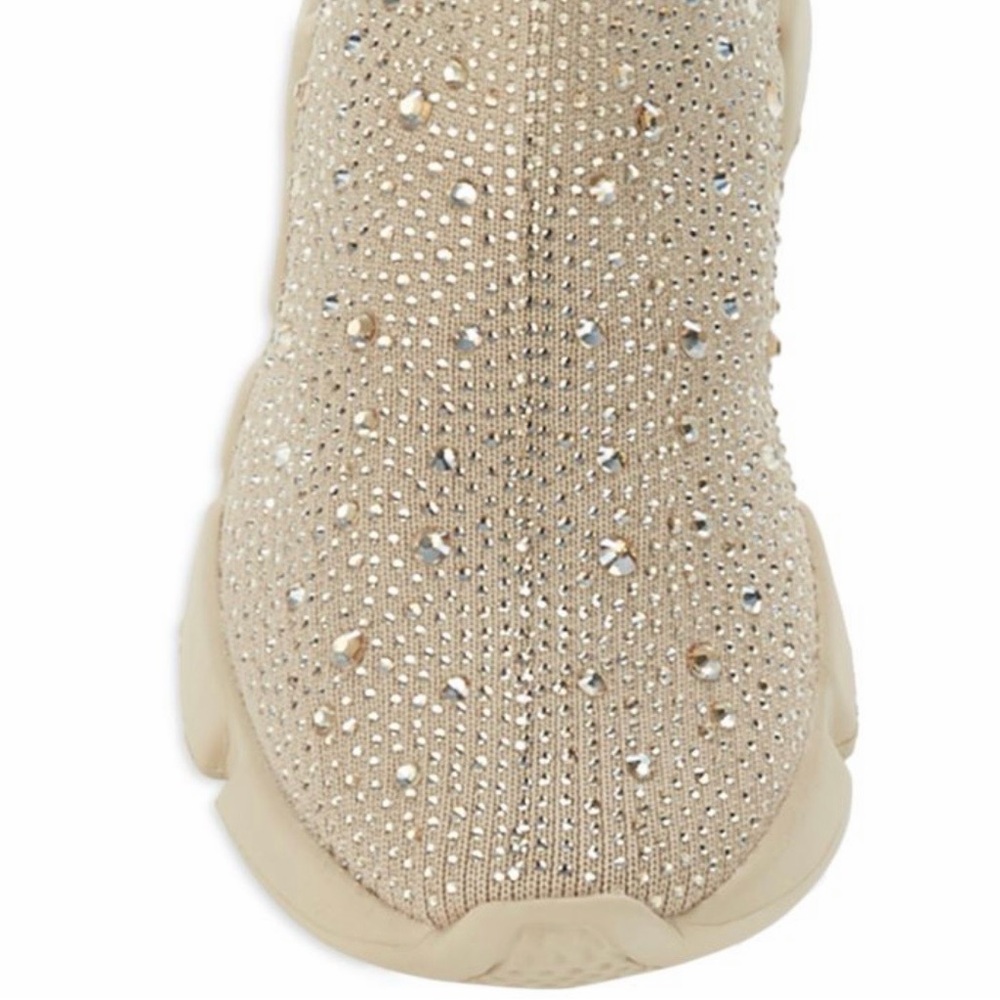 Steve Madden's 'Kaia' sock sneakers - Picture 13 of 17